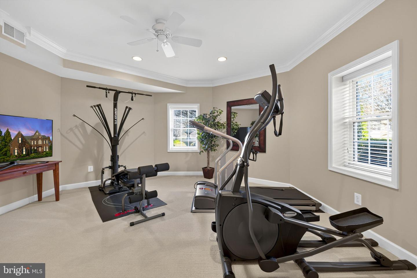 12802 HOLLY GROVE CT, FAIRFAX, Virginia 22033, 5 Bedrooms Bedrooms, ,4 BathroomsBathrooms,Residential,For sale,12802 HOLLY GROVE CT,VAFX2279516 MLS # VAFX2279516