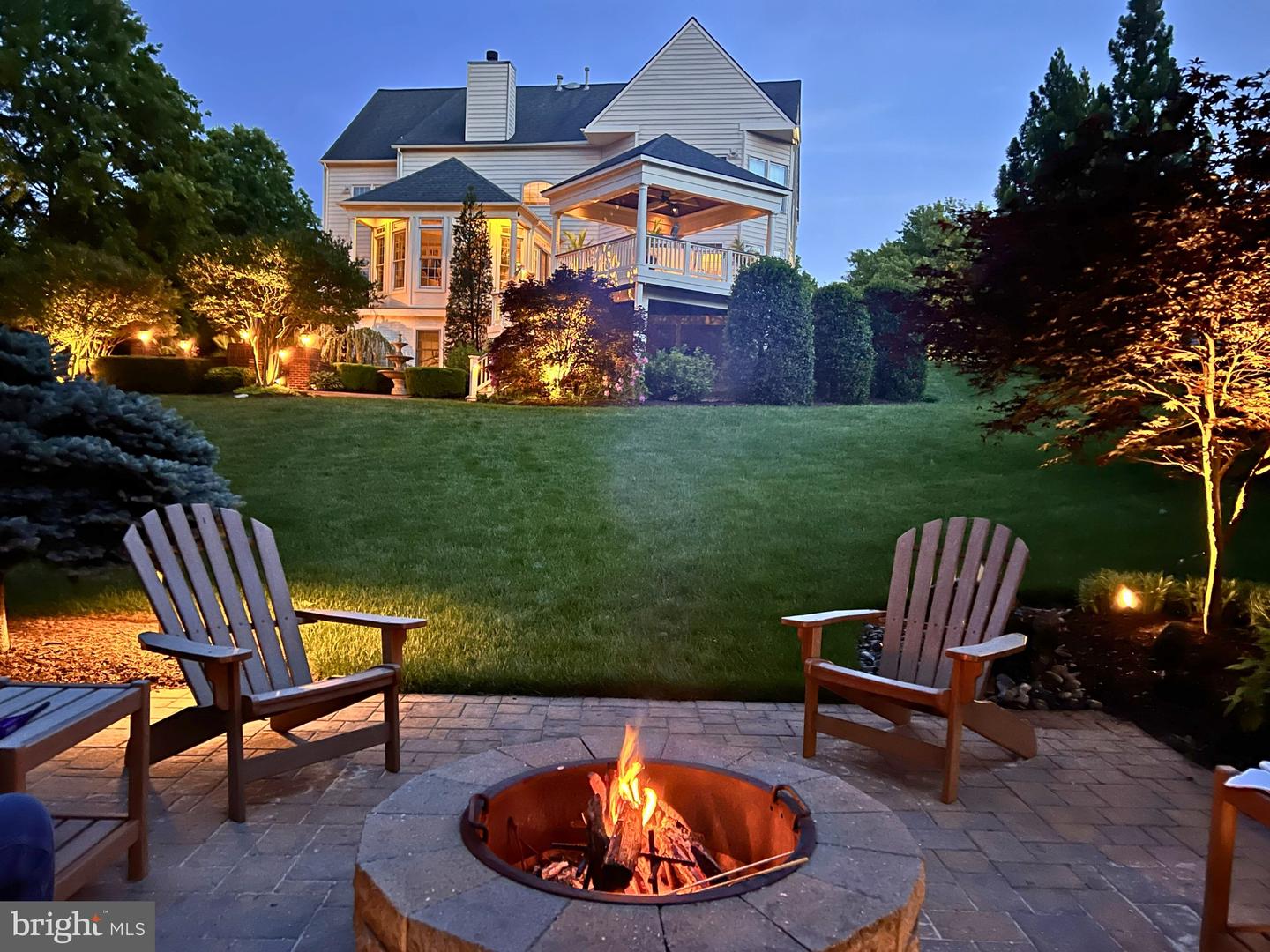 12802 HOLLY GROVE CT, FAIRFAX, Virginia 22033, 5 Bedrooms Bedrooms, ,4 BathroomsBathrooms,Residential,For sale,12802 HOLLY GROVE CT,VAFX2279516 MLS # VAFX2279516