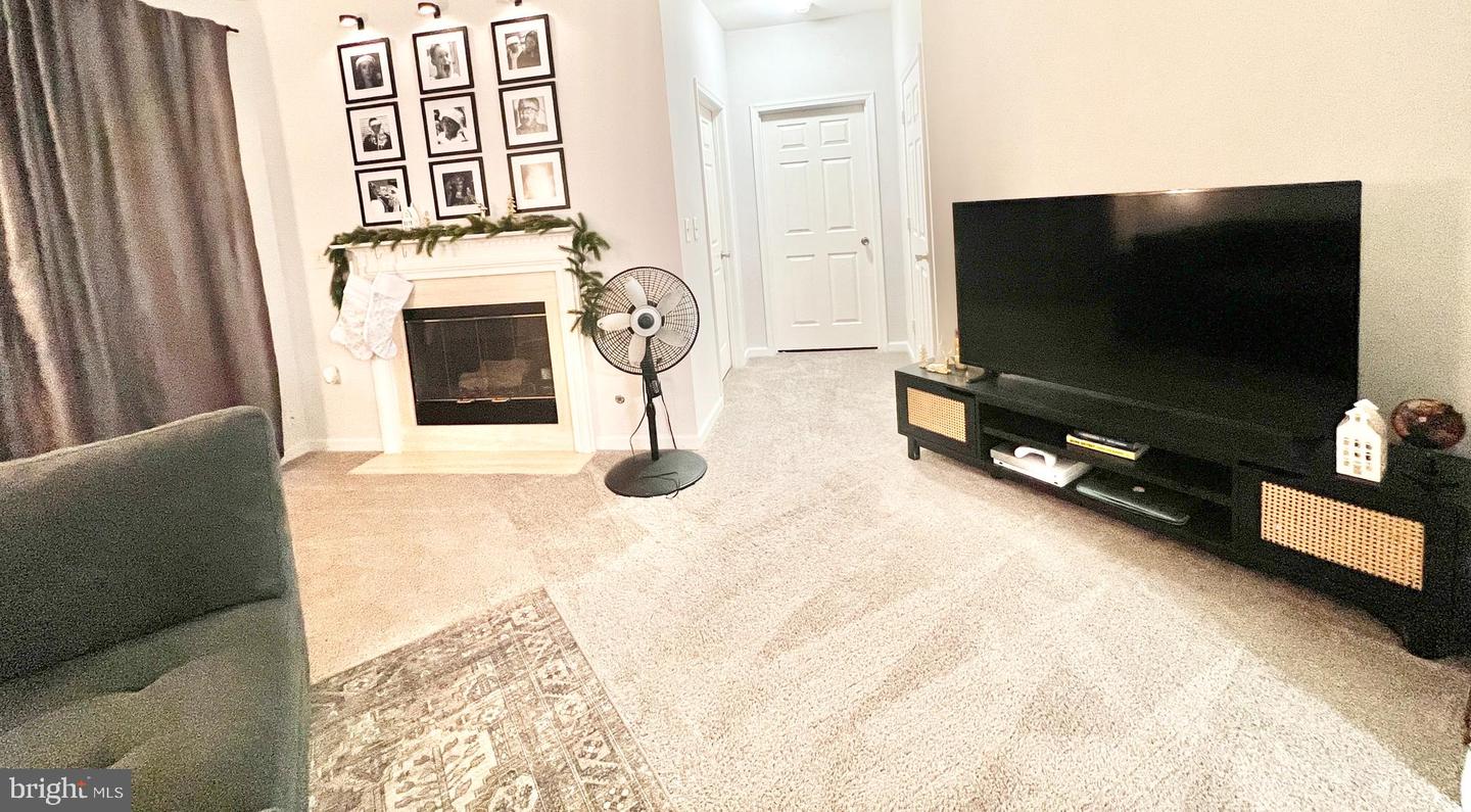 12911 ALTON SQ #102, HERNDON, Virginia 20170, 2 Bedrooms Bedrooms, ,1 BathroomBathrooms,Residential,For sale,12911 ALTON SQ #102,VAFX2279664 MLS # VAFX2279664