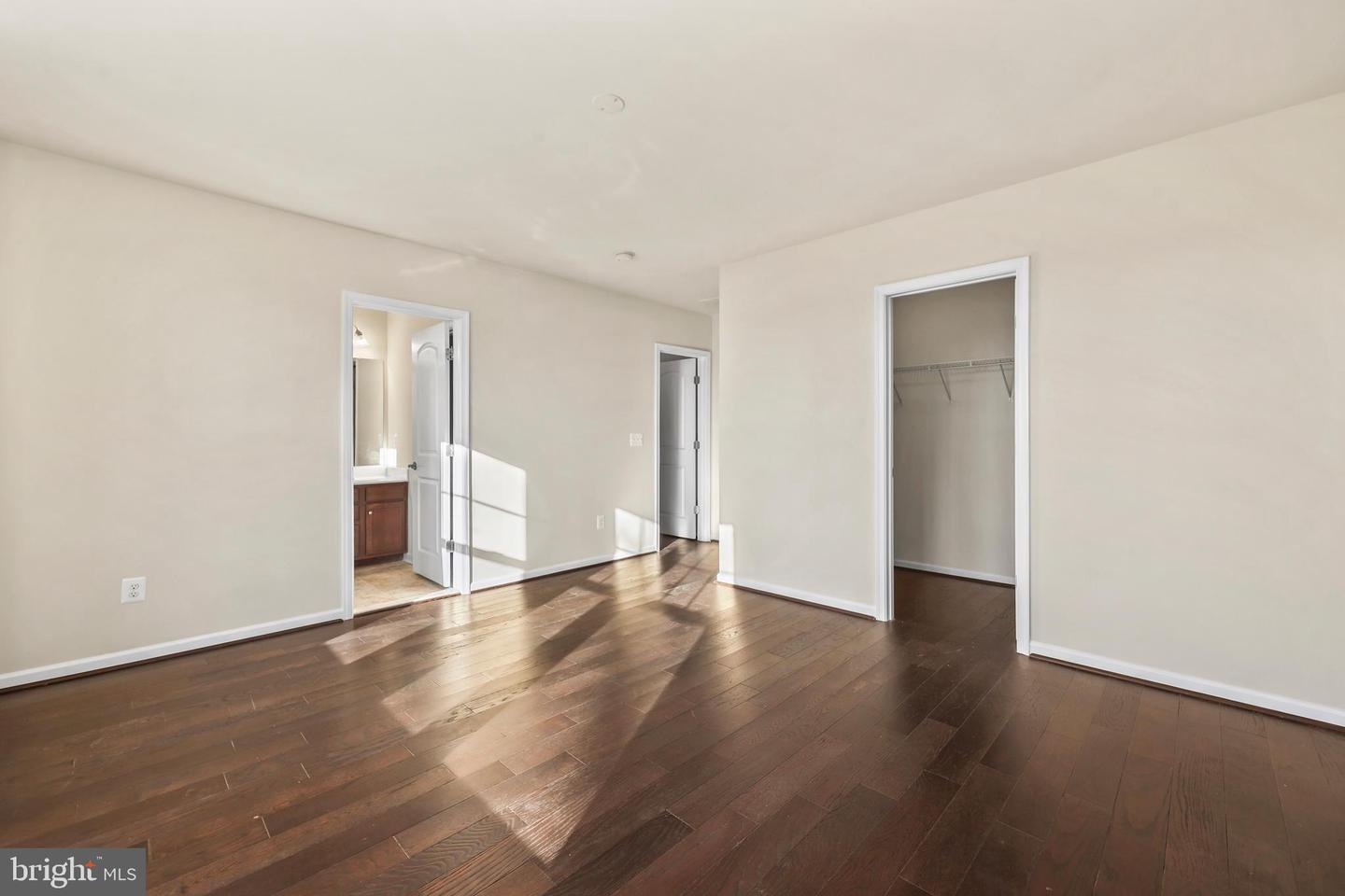 43362 WAYFARER SQ, CHANTILLY, Virginia 20152, 3 Bedrooms Bedrooms, ,2 BathroomsBathrooms,Residential,For sale,43362 WAYFARER SQ,VALO2111382 MLS # VALO2111382 43362 WAYFARER SQ, CHANTILLY, Virginia 20152, 3 Bedrooms Bedrooms, ,2 BathroomsBathrooms,Residential,For sale,43362 WAYFARER SQ,VALO2111382 MLS # VALO2111382