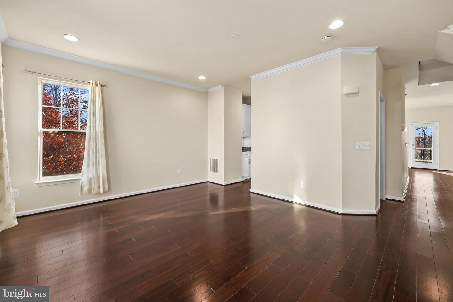 43362 WAYFARER SQ, CHANTILLY, Virginia 20152, 3 Bedrooms Bedrooms, ,2 BathroomsBathrooms,Residential,For sale,43362 WAYFARER SQ,VALO2111382 MLS # VALO2111382 43362 WAYFARER SQ, CHANTILLY, Virginia 20152, 3 Bedrooms Bedrooms, ,2 BathroomsBathrooms,Residential,For sale,43362 WAYFARER SQ,VALO2111382 MLS # VALO2111382