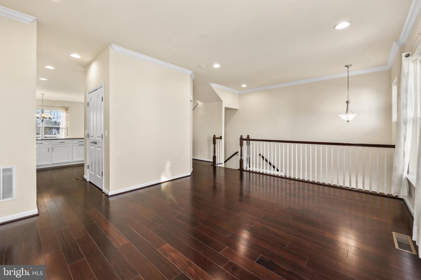 43362 WAYFARER SQ, CHANTILLY, Virginia 20152, 3 Bedrooms Bedrooms, ,2 BathroomsBathrooms,Residential,For sale,43362 WAYFARER SQ,VALO2111382 MLS # VALO2111382 43362 WAYFARER SQ, CHANTILLY, Virginia 20152, 3 Bedrooms Bedrooms, ,2 BathroomsBathrooms,Residential,For sale,43362 WAYFARER SQ,VALO2111382 MLS # VALO2111382