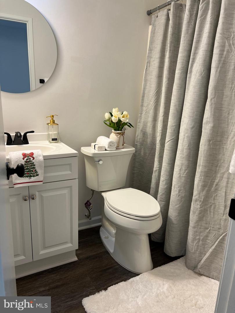 1546 SCANDIA CIR, RESTON, Virginia 20190, 4 Bedrooms Bedrooms, ,2 BathroomsBathrooms,Residential,For sale,1546 SCANDIA CIR,VAFX2279768 MLS # VAFX2279768