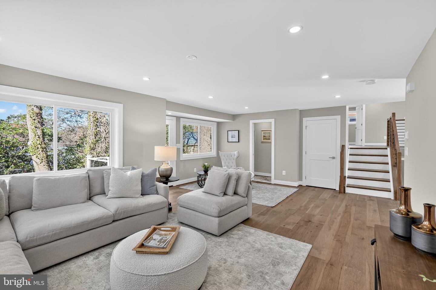 6306 COLUMBIA PIKE, FALLS CHURCH, Virginia 22041, 5 Bedrooms Bedrooms, ,5 BathroomsBathrooms,Residential,For sale,6306 COLUMBIA PIKE,VAFX2279776 MLS # VAFX2279776