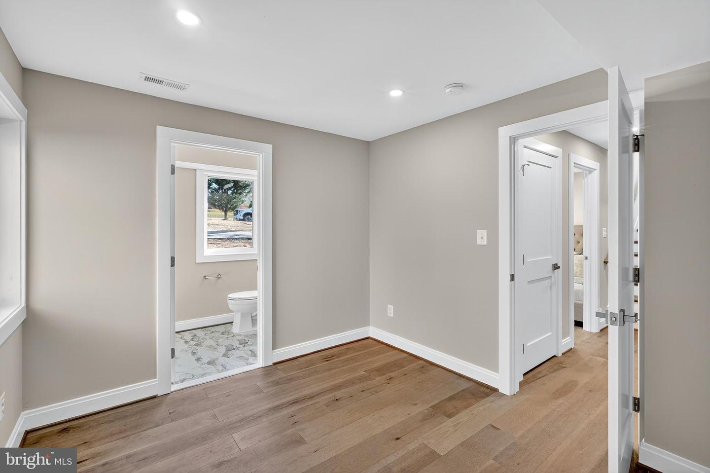 6306 COLUMBIA PIKE, FALLS CHURCH, Virginia 22041, 5 Bedrooms Bedrooms, ,5 BathroomsBathrooms,Residential,For sale,6306 COLUMBIA PIKE,VAFX2279776 MLS # VAFX2279776