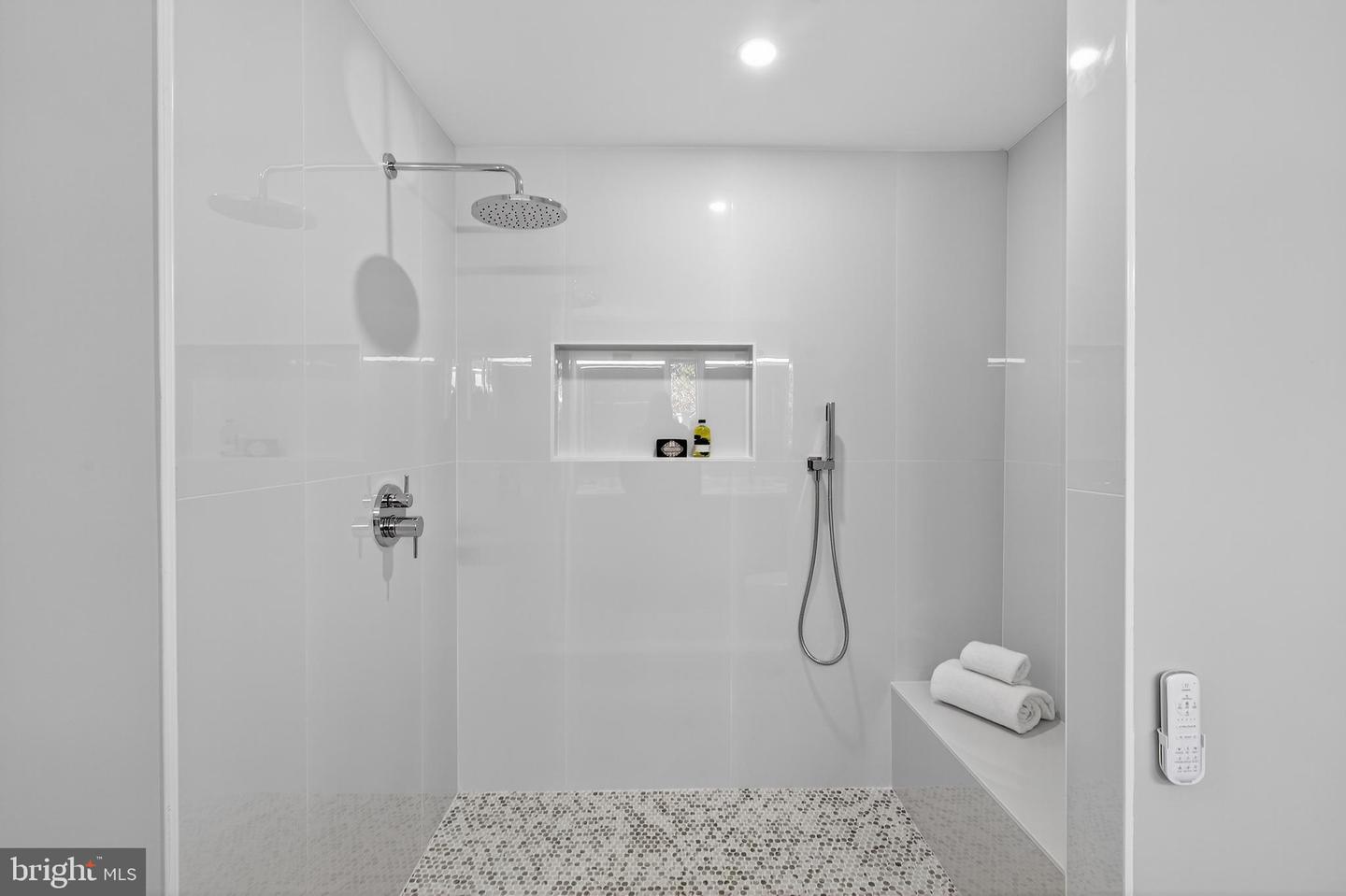 6306 COLUMBIA PIKE, FALLS CHURCH, Virginia 22041, 5 Bedrooms Bedrooms, ,5 BathroomsBathrooms,Residential,For sale,6306 COLUMBIA PIKE,VAFX2279776 MLS # VAFX2279776