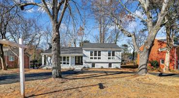 6306 COLUMBIA PIKE, FALLS CHURCH, Virginia 22041, 5 Bedrooms Bedrooms, ,5 BathroomsBathrooms,Residential,For sale,6306 COLUMBIA PIKE,VAFX2279776 MLS # VAFX2279776