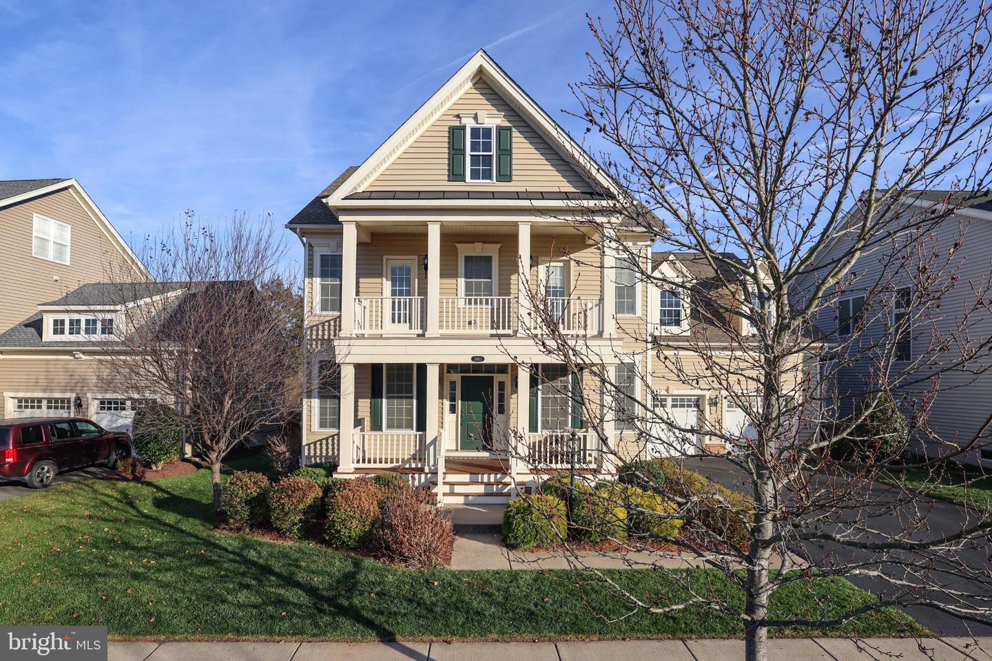 24111 AUDUBON TRAIL DR, ALDIE, Virginia 20105, 5 Bedrooms Bedrooms, 17 Rooms Rooms,4 BathroomsBathrooms,Residential,For sale,24111 AUDUBON TRAIL DR,VALO2111452 MLS # VALO2111452