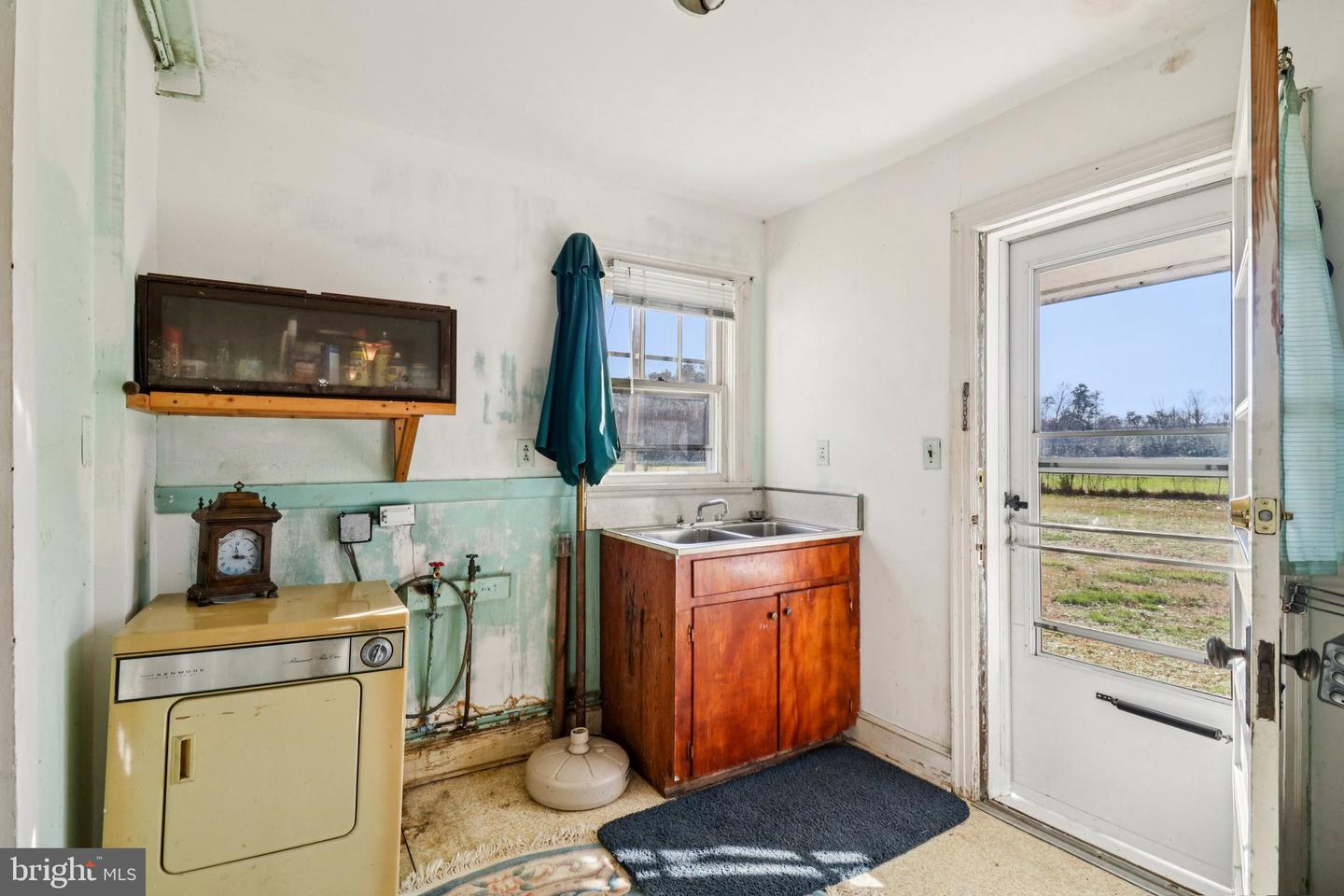 1475 CHILTON RD, MONTROSS, Virginia 22520, 4 Bedrooms Bedrooms, ,1 BathroomBathrooms,Residential,For sale,1475 CHILTON RD,VAWE2010152 MLS # VAWE2010152