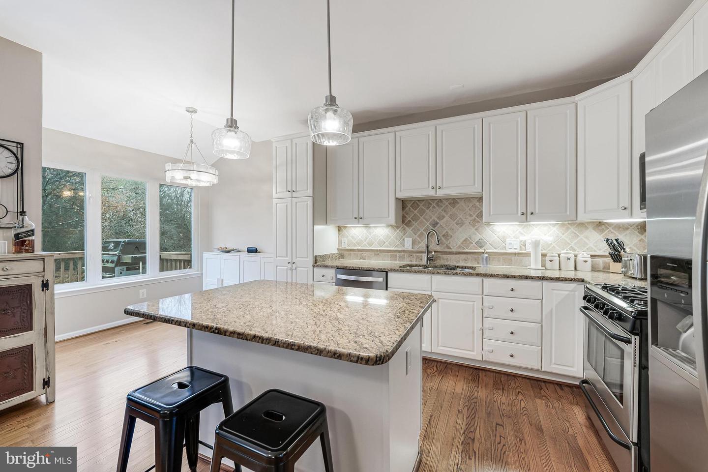 43893 SANDBURG SQ, ASHBURN, Virginia 20147, 3 Bedrooms Bedrooms, ,3 BathroomsBathrooms,Residential,For sale,43893 SANDBURG SQ,VALO2111460 MLS # VALO2111460