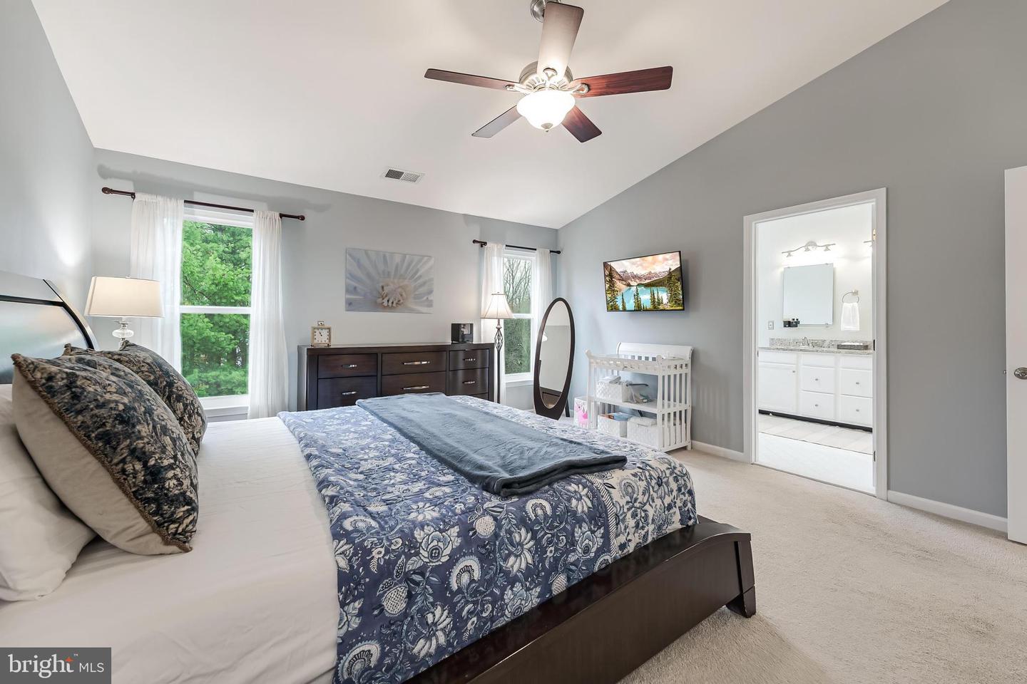 43893 SANDBURG SQ, ASHBURN, Virginia 20147, 3 Bedrooms Bedrooms, ,3 BathroomsBathrooms,Residential,For sale,43893 SANDBURG SQ,VALO2111460 MLS # VALO2111460