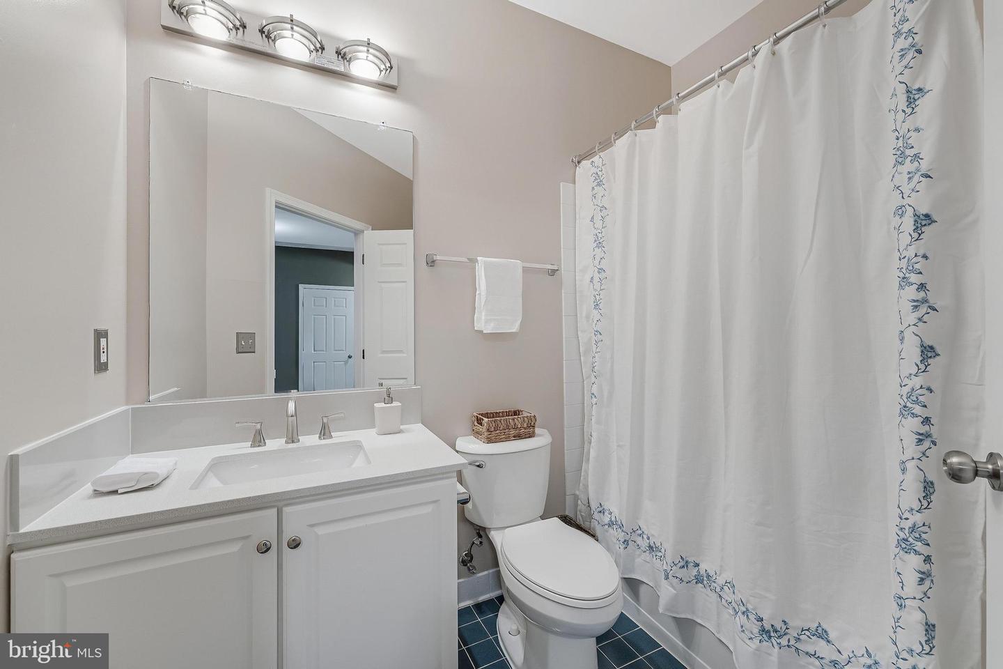 43893 SANDBURG SQ, ASHBURN, Virginia 20147, 3 Bedrooms Bedrooms, ,3 BathroomsBathrooms,Residential,For sale,43893 SANDBURG SQ,VALO2111460 MLS # VALO2111460