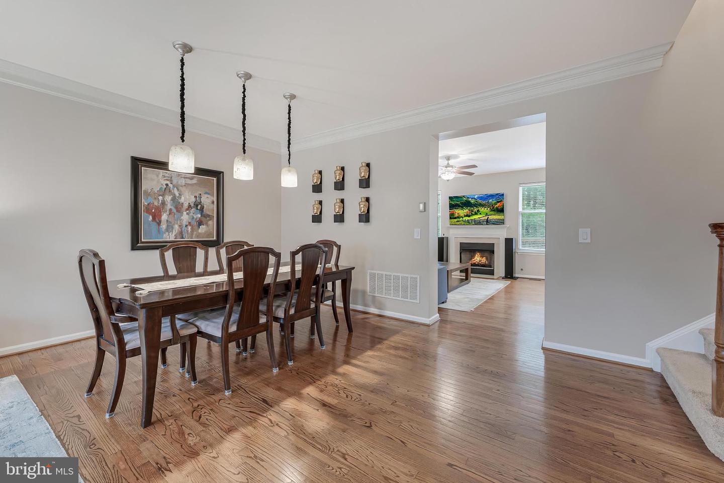 43893 SANDBURG SQ, ASHBURN, Virginia 20147, 3 Bedrooms Bedrooms, ,3 BathroomsBathrooms,Residential,For sale,43893 SANDBURG SQ,VALO2111460 MLS # VALO2111460