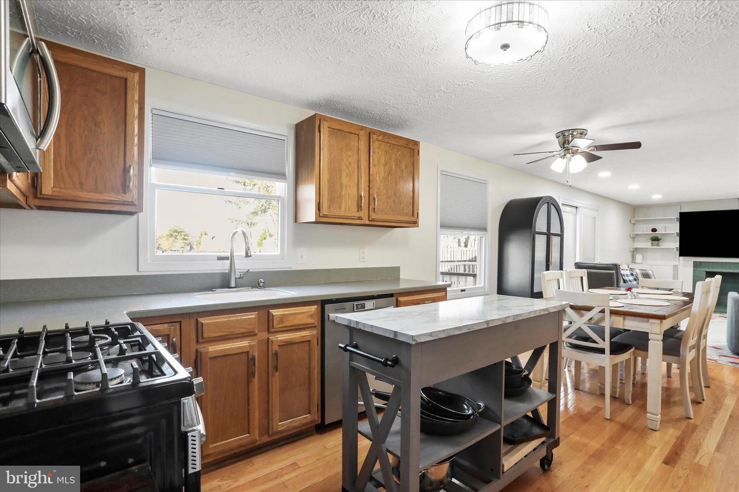 5435 TREE LINE DR, CENTREVILLE, Virginia 20120, 4 Bedrooms Bedrooms, ,2 BathroomsBathrooms,Residential,For sale,5435 TREE LINE DR,VAFX2280036 MLS # VAFX2280036