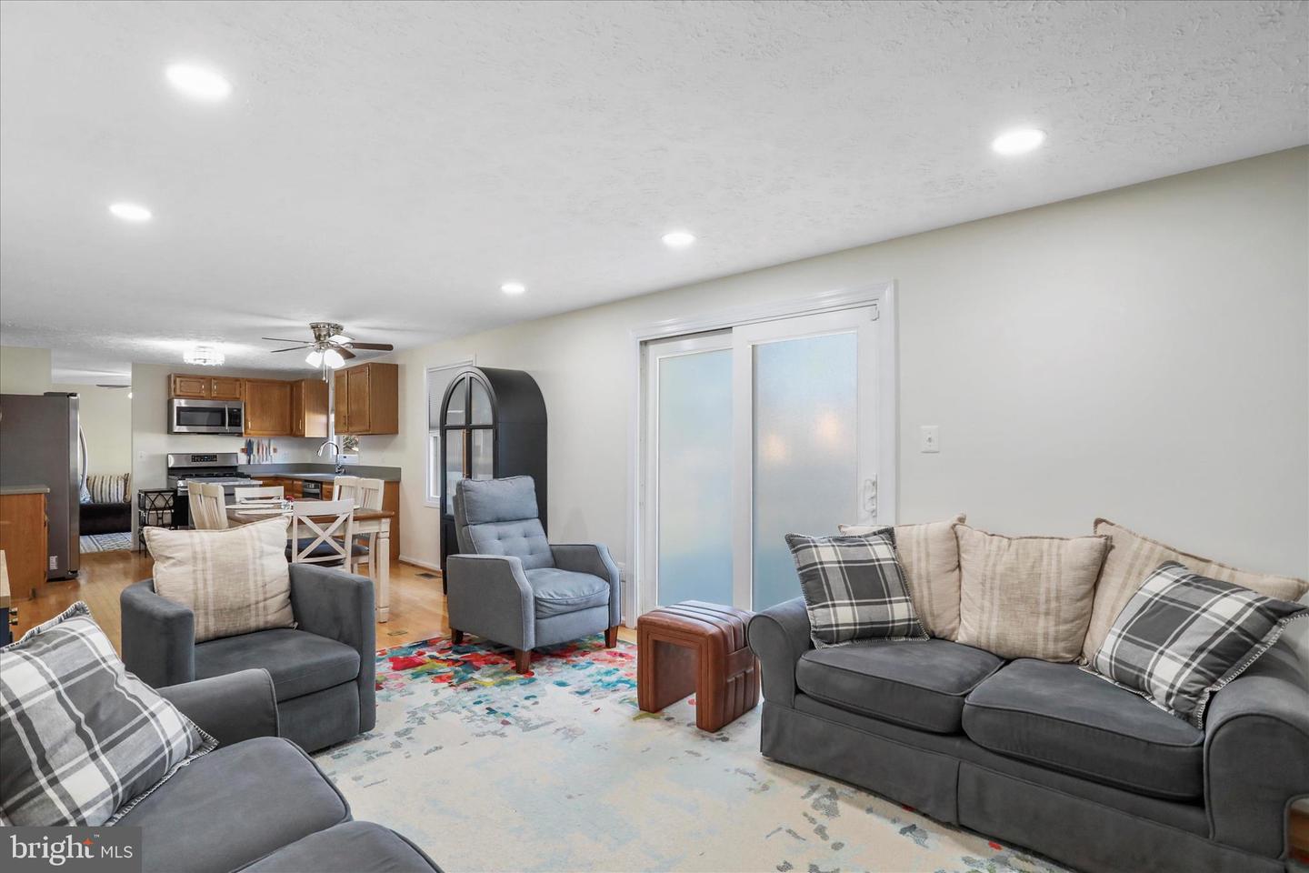 5435 TREE LINE DR, CENTREVILLE, Virginia 20120, 4 Bedrooms Bedrooms, ,2 BathroomsBathrooms,Residential,For sale,5435 TREE LINE DR,VAFX2280036 MLS # VAFX2280036