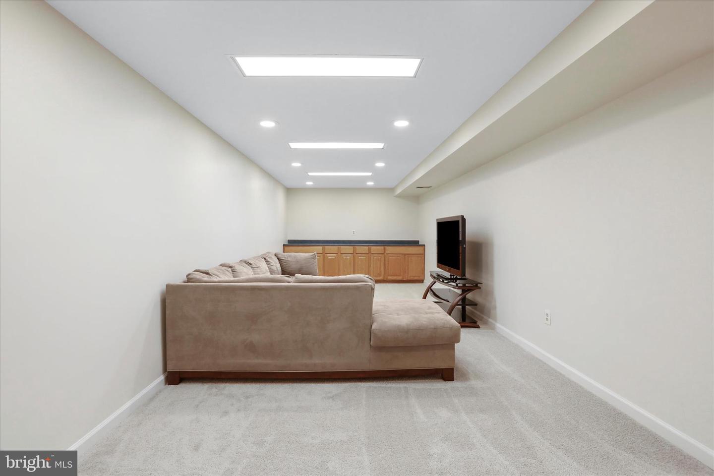 5435 TREE LINE DR, CENTREVILLE, Virginia 20120, 4 Bedrooms Bedrooms, ,2 BathroomsBathrooms,Residential,For sale,5435 TREE LINE DR,VAFX2280036 MLS # VAFX2280036