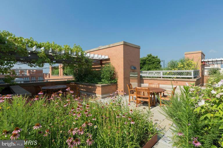 631 D ST NW #1038, WASHINGTON, District Of Columbia 20004, ,1 BathroomBathrooms,Residential,For sale,631 D ST NW #1038,DCDC2232690 MLS # DCDC2232690