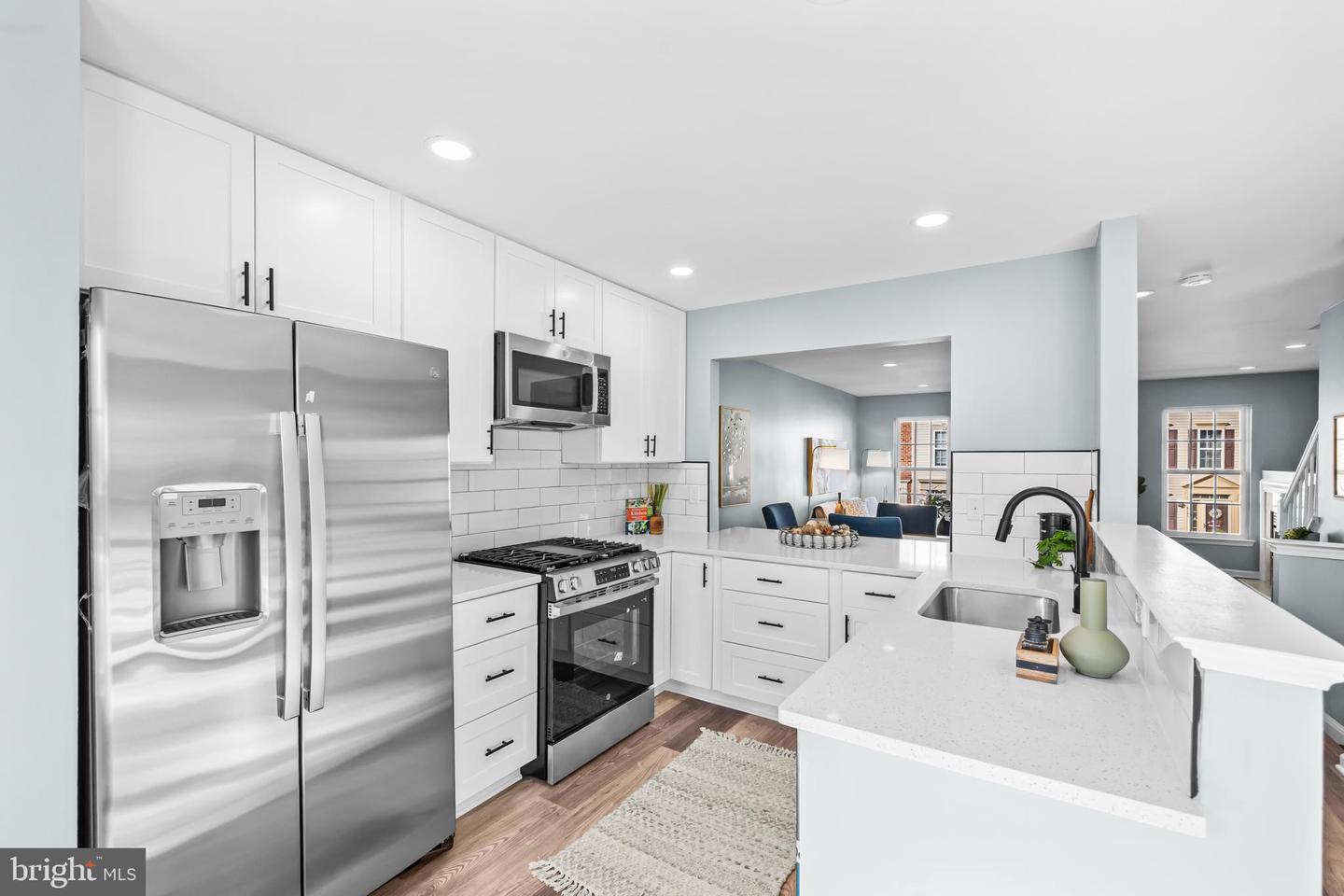 6208 LES DORSON LN, ALEXANDRIA, Virginia 22315, 3 Bedrooms Bedrooms, ,2 BathroomsBathrooms,Residential,For sale,6208 LES DORSON LN,VAFX2280226 MLS # VAFX2280226