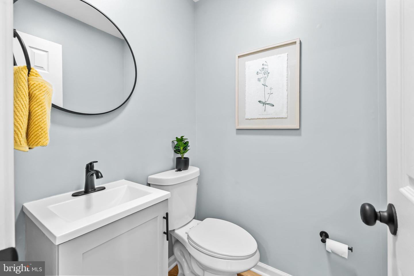 6208 LES DORSON LN, ALEXANDRIA, Virginia 22315, 3 Bedrooms Bedrooms, ,2 BathroomsBathrooms,Residential,For sale,6208 LES DORSON LN,VAFX2280226 MLS # VAFX2280226