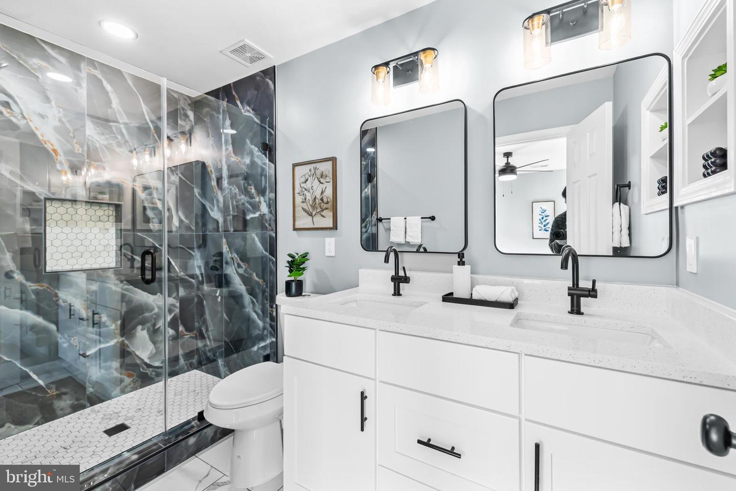 6208 LES DORSON LN, ALEXANDRIA, Virginia 22315, 3 Bedrooms Bedrooms, ,2 BathroomsBathrooms,Residential,For sale,6208 LES DORSON LN,VAFX2280226 MLS # VAFX2280226