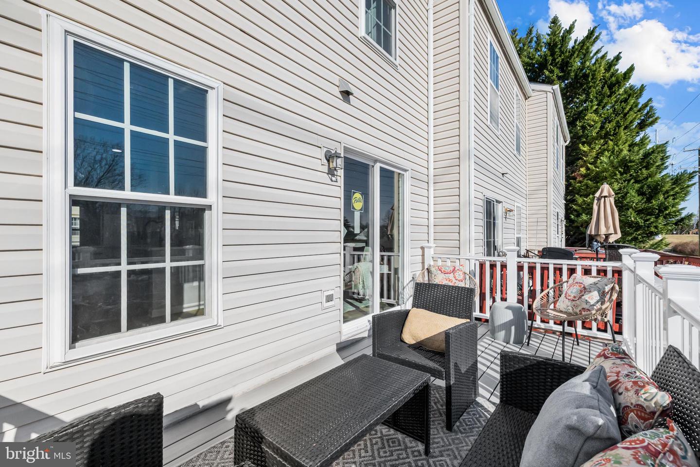 6208 LES DORSON LN, ALEXANDRIA, Virginia 22315, 3 Bedrooms Bedrooms, ,2 BathroomsBathrooms,Residential,For sale,6208 LES DORSON LN,VAFX2280226 MLS # VAFX2280226