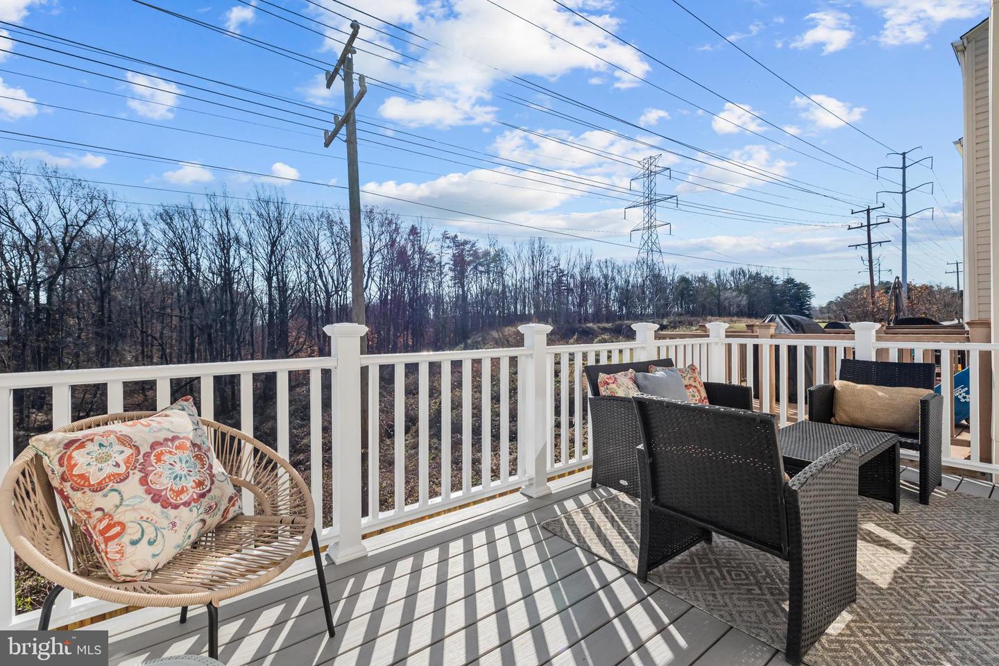 6208 LES DORSON LN, ALEXANDRIA, Virginia 22315, 3 Bedrooms Bedrooms, ,2 BathroomsBathrooms,Residential,For sale,6208 LES DORSON LN,VAFX2280226 MLS # VAFX2280226