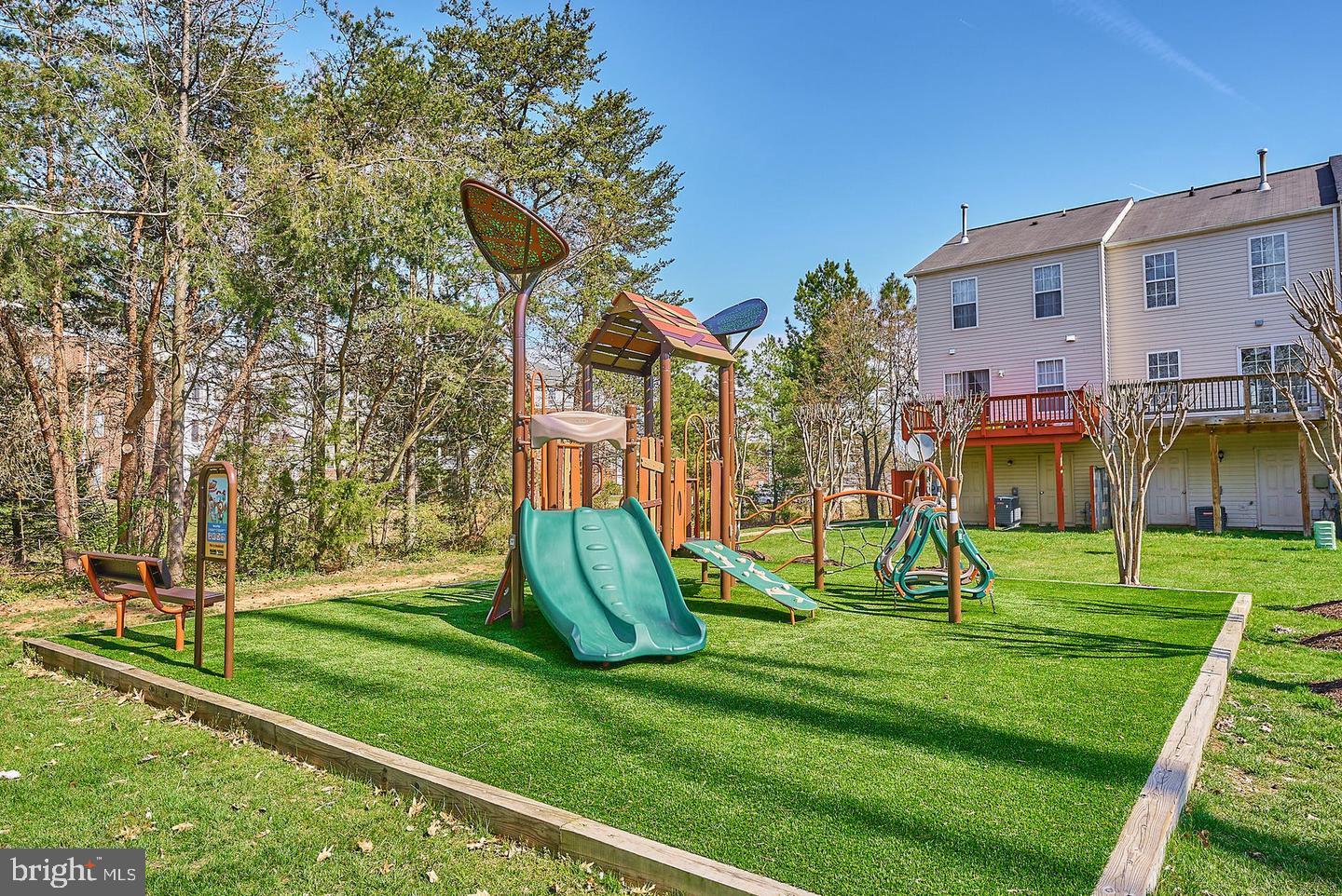 6208 LES DORSON LN, ALEXANDRIA, Virginia 22315, 3 Bedrooms Bedrooms, ,2 BathroomsBathrooms,Residential,For sale,6208 LES DORSON LN,VAFX2280226 MLS # VAFX2280226