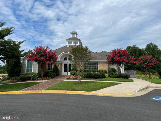 6208 LES DORSON LN, ALEXANDRIA, Virginia 22315, 3 Bedrooms Bedrooms, ,2 BathroomsBathrooms,Residential,For sale,6208 LES DORSON LN,VAFX2280226 MLS # VAFX2280226