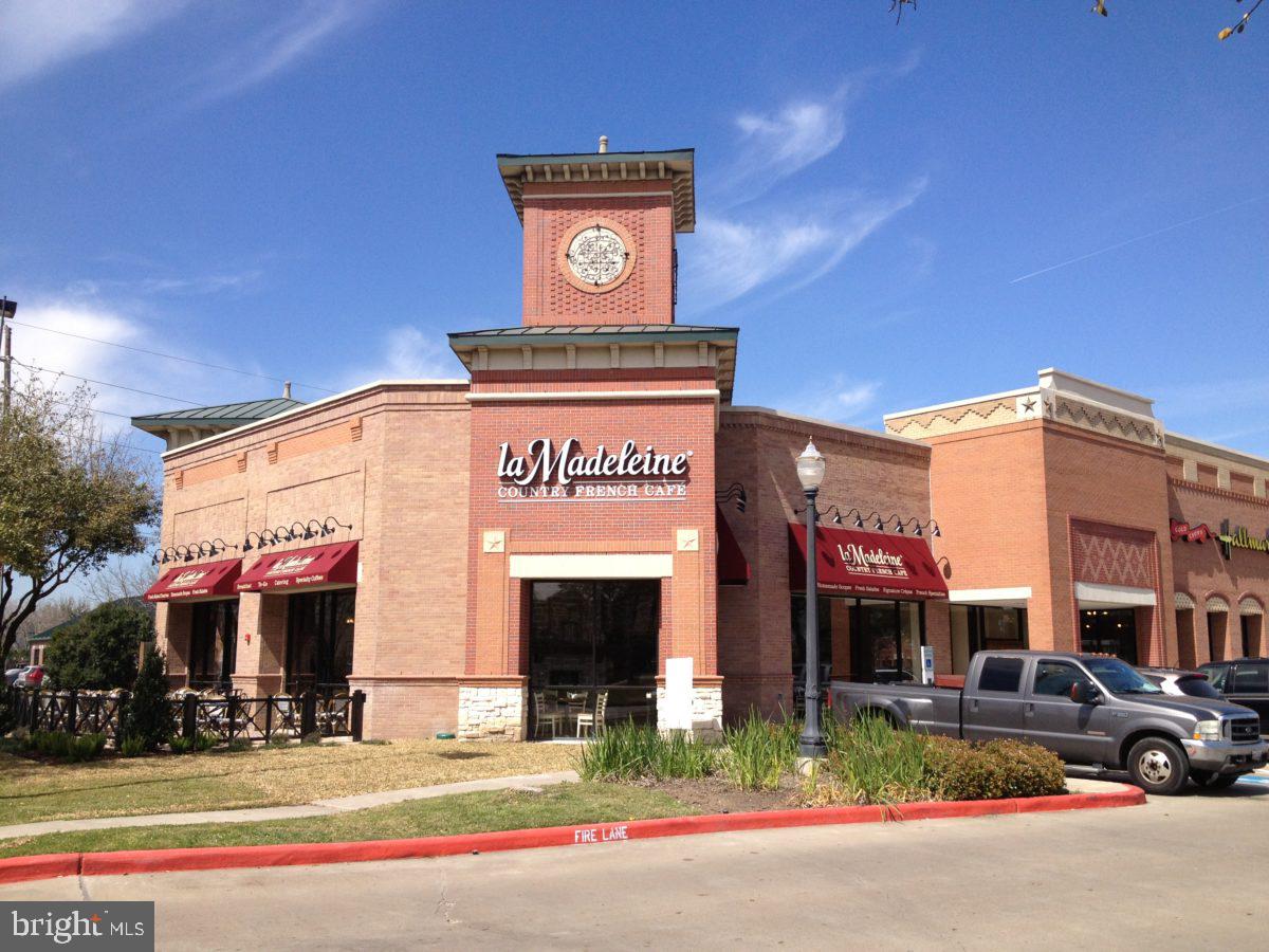 6208 LES DORSON LN, ALEXANDRIA, Virginia 22315, 3 Bedrooms Bedrooms, ,2 BathroomsBathrooms,Residential,For sale,6208 LES DORSON LN,VAFX2280226 MLS # VAFX2280226