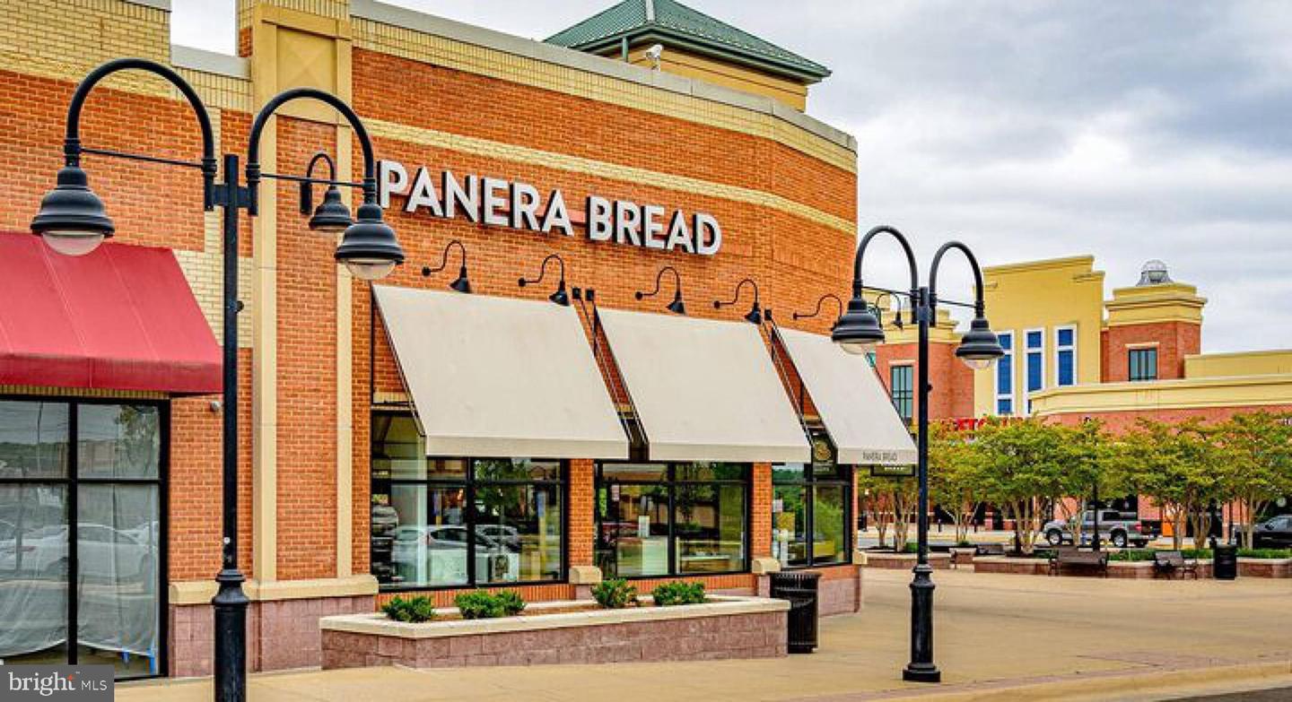 6208 LES DORSON LN, ALEXANDRIA, Virginia 22315, 3 Bedrooms Bedrooms, ,2 BathroomsBathrooms,Residential,For sale,6208 LES DORSON LN,VAFX2280226 MLS # VAFX2280226