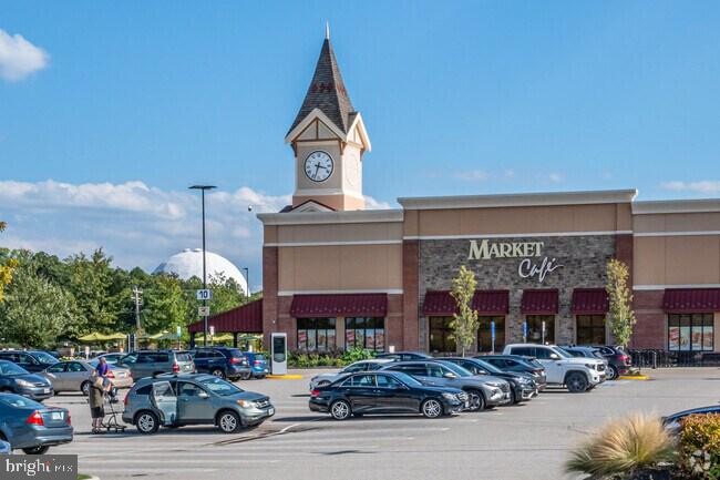 6208 LES DORSON LN, ALEXANDRIA, Virginia 22315, 3 Bedrooms Bedrooms, ,2 BathroomsBathrooms,Residential,For sale,6208 LES DORSON LN,VAFX2280226 MLS # VAFX2280226