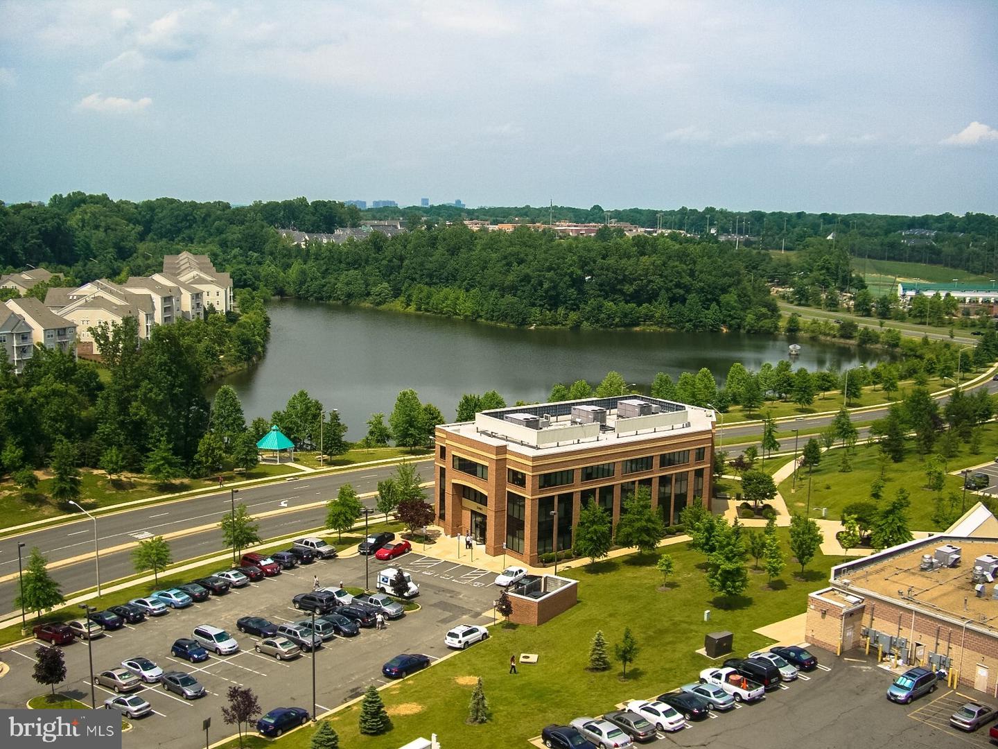 6208 LES DORSON LN, ALEXANDRIA, Virginia 22315, 3 Bedrooms Bedrooms, ,2 BathroomsBathrooms,Residential,For sale,6208 LES DORSON LN,VAFX2280226 MLS # VAFX2280226