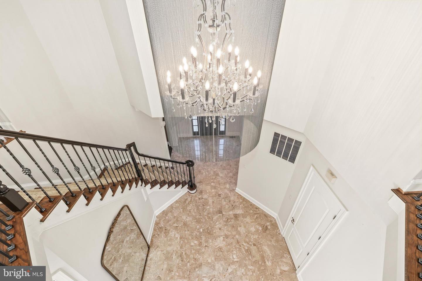 8340 SPRINGHAVEN GARDEN LN, MCLEAN, Virginia 22102, 5 Bedrooms Bedrooms, ,6 BathroomsBathrooms,Residential,For sale,8340 SPRINGHAVEN GARDEN LN,VAFX2280246 MLS # VAFX2280246