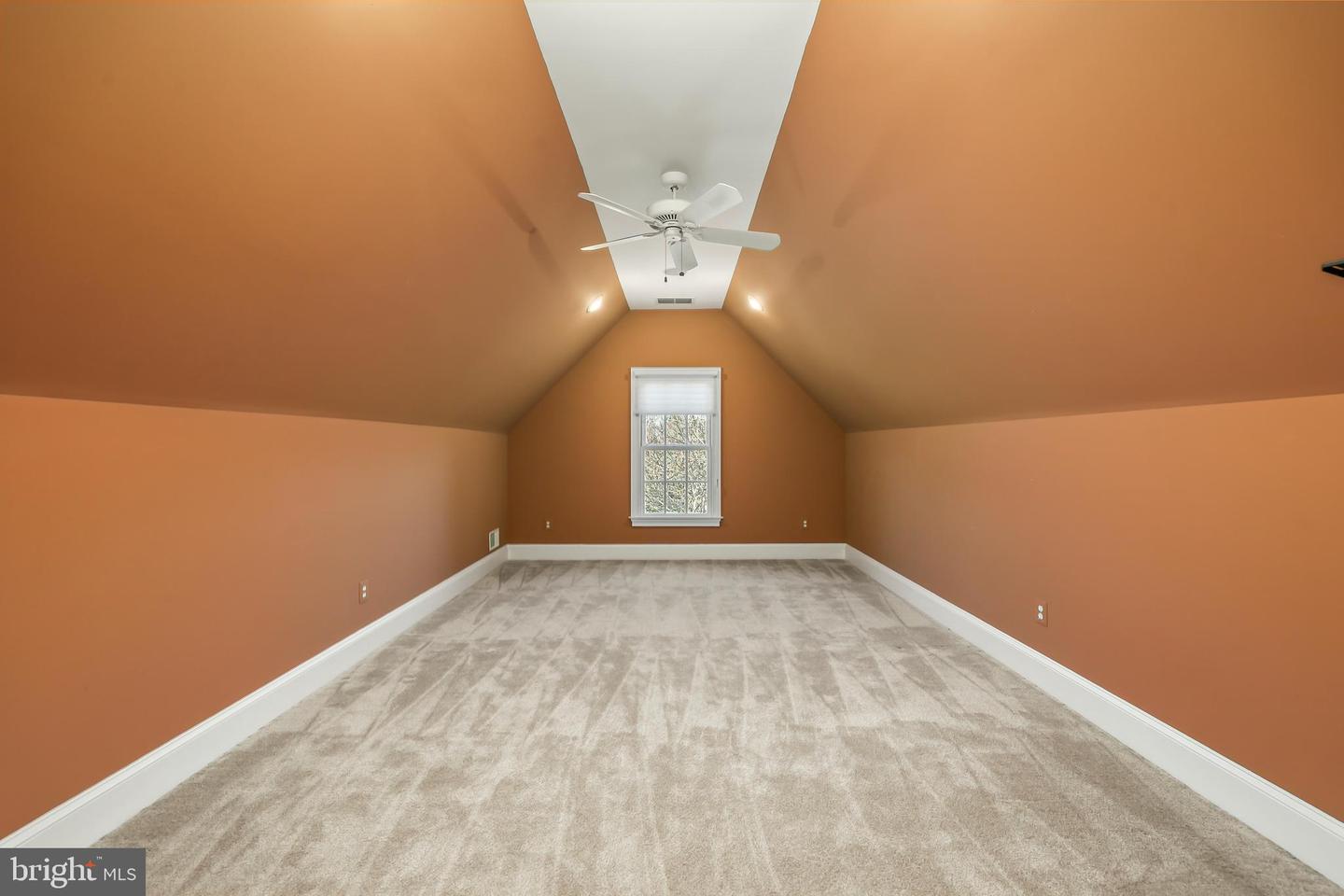 8340 SPRINGHAVEN GARDEN LN, MCLEAN, Virginia 22102, 5 Bedrooms Bedrooms, ,6 BathroomsBathrooms,Residential,For sale,8340 SPRINGHAVEN GARDEN LN,VAFX2280246 MLS # VAFX2280246