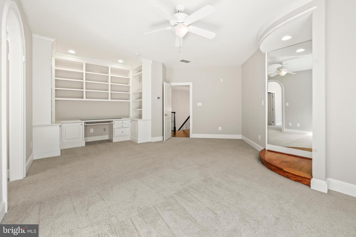 8340 SPRINGHAVEN GARDEN LN, MCLEAN, Virginia 22102, 5 Bedrooms Bedrooms, ,6 BathroomsBathrooms,Residential,For sale,8340 SPRINGHAVEN GARDEN LN,VAFX2280246 MLS # VAFX2280246