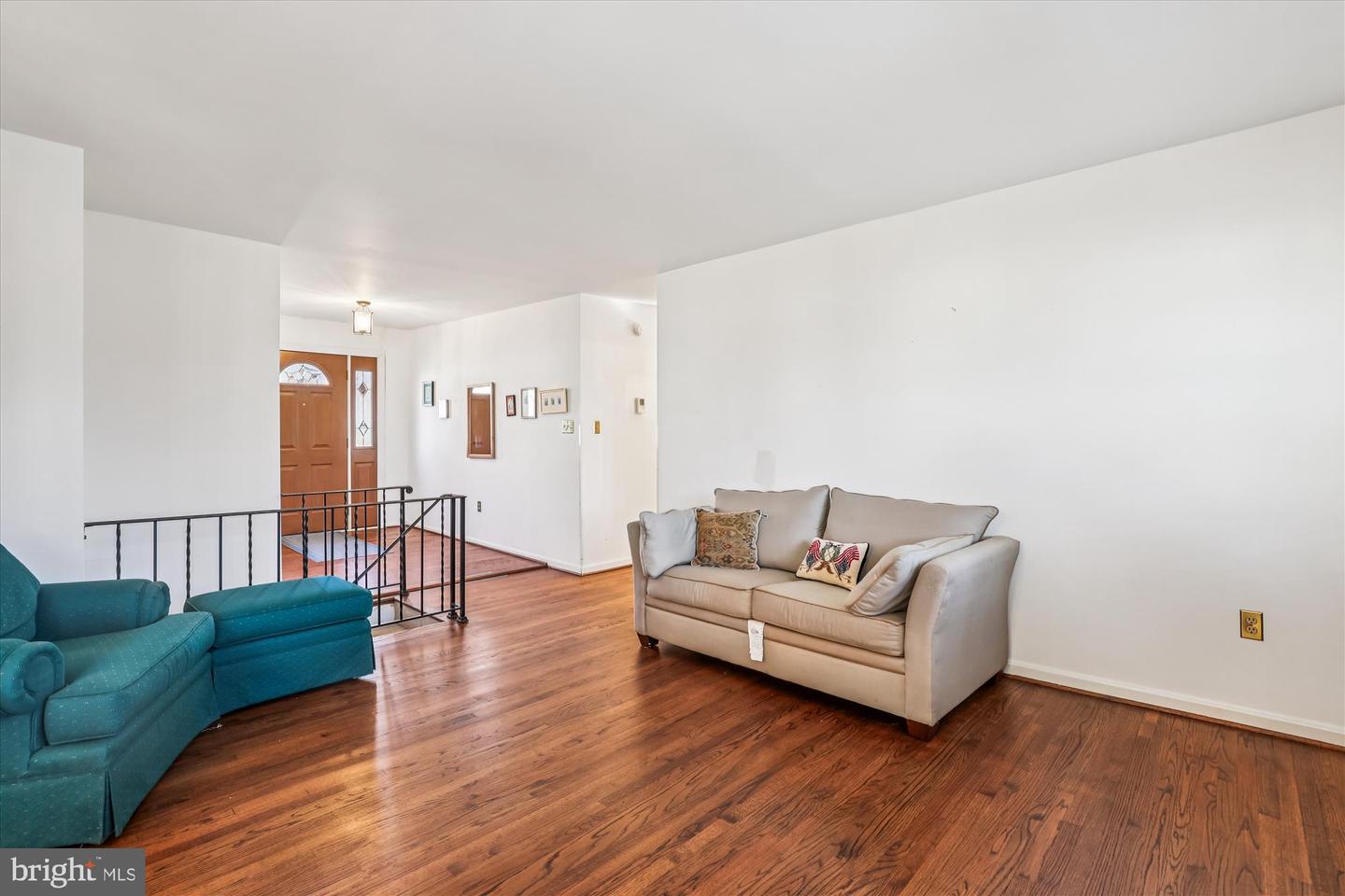 7013 STONE MILL PL, ALEXANDRIA, Virginia 22306, 4 Bedrooms Bedrooms, ,3 BathroomsBathrooms,Residential,For sale,7013 STONE MILL PL,VAFX2280256 MLS # VAFX2280256