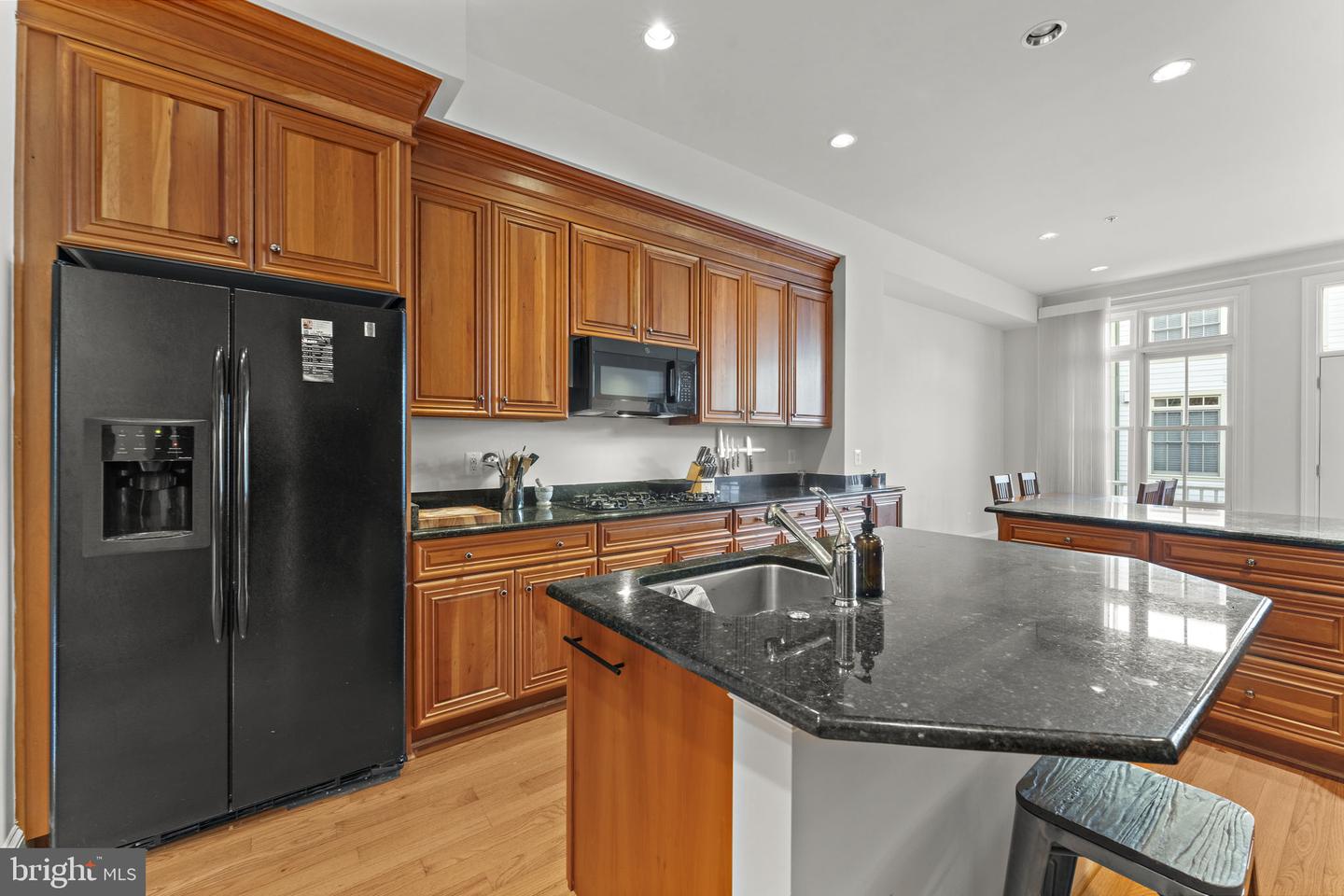 1815 POTOMAC GREENS DR, ALEXANDRIA, Virginia 22314, 4 Bedrooms Bedrooms, ,3 BathroomsBathrooms,Residential,For sale,1815 POTOMAC GREENS DR,VAAX2052000 MLS # VAAX2052000