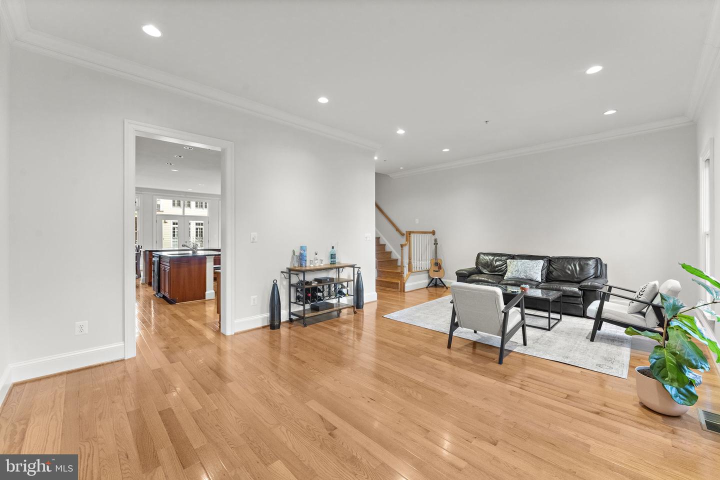 1815 POTOMAC GREENS DR, ALEXANDRIA, Virginia 22314, 4 Bedrooms Bedrooms, ,3 BathroomsBathrooms,Residential,For sale,1815 POTOMAC GREENS DR,VAAX2052000 MLS # VAAX2052000