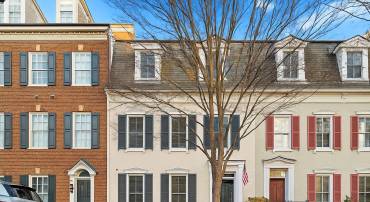 1815 POTOMAC GREENS DR, ALEXANDRIA, Virginia 22314, 4 Bedrooms Bedrooms, ,3 BathroomsBathrooms,Residential,For sale,1815 POTOMAC GREENS DR,VAAX2052000 MLS # VAAX2052000