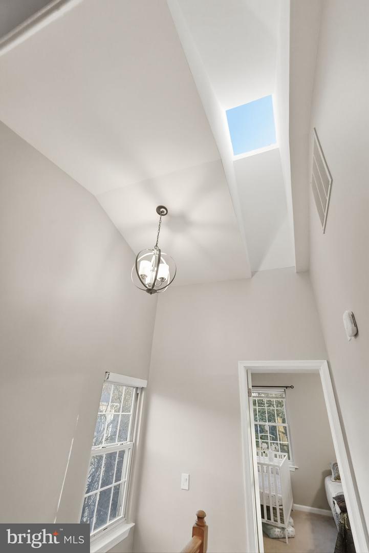 12325 FIELD LARK CT, FAIRFAX, Virginia 22033, 2 Bedrooms Bedrooms, ,2 BathroomsBathrooms,Residential,For sale,12325 FIELD LARK CT,VAFX2280342 MLS # VAFX2280342