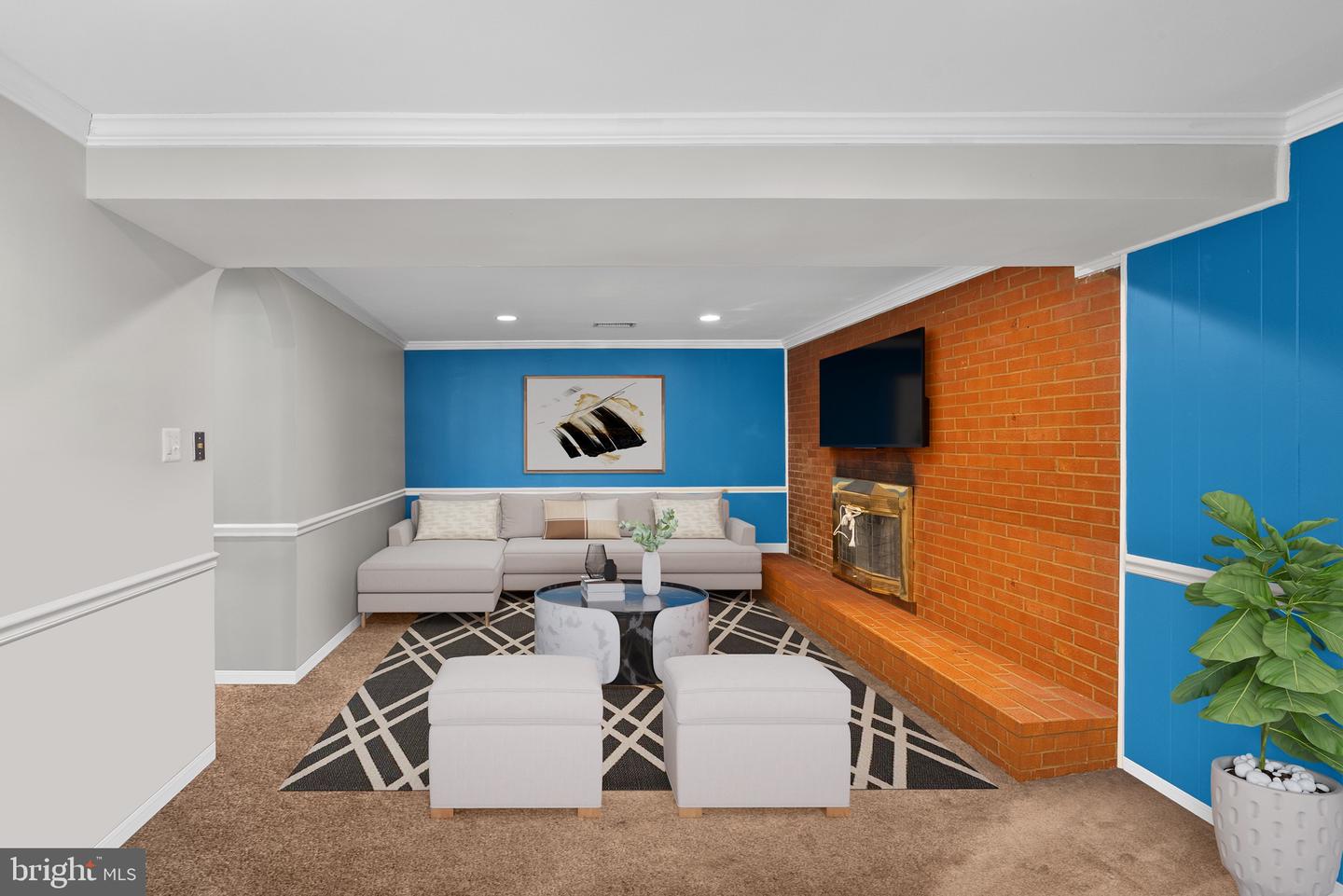 8600 KENTFORD DR, SPRINGFIELD, Virginia 22152, 4 Bedrooms Bedrooms, ,2 BathroomsBathrooms,Residential,For sale,8600 KENTFORD DR,VAFX2280376 MLS # VAFX2280376