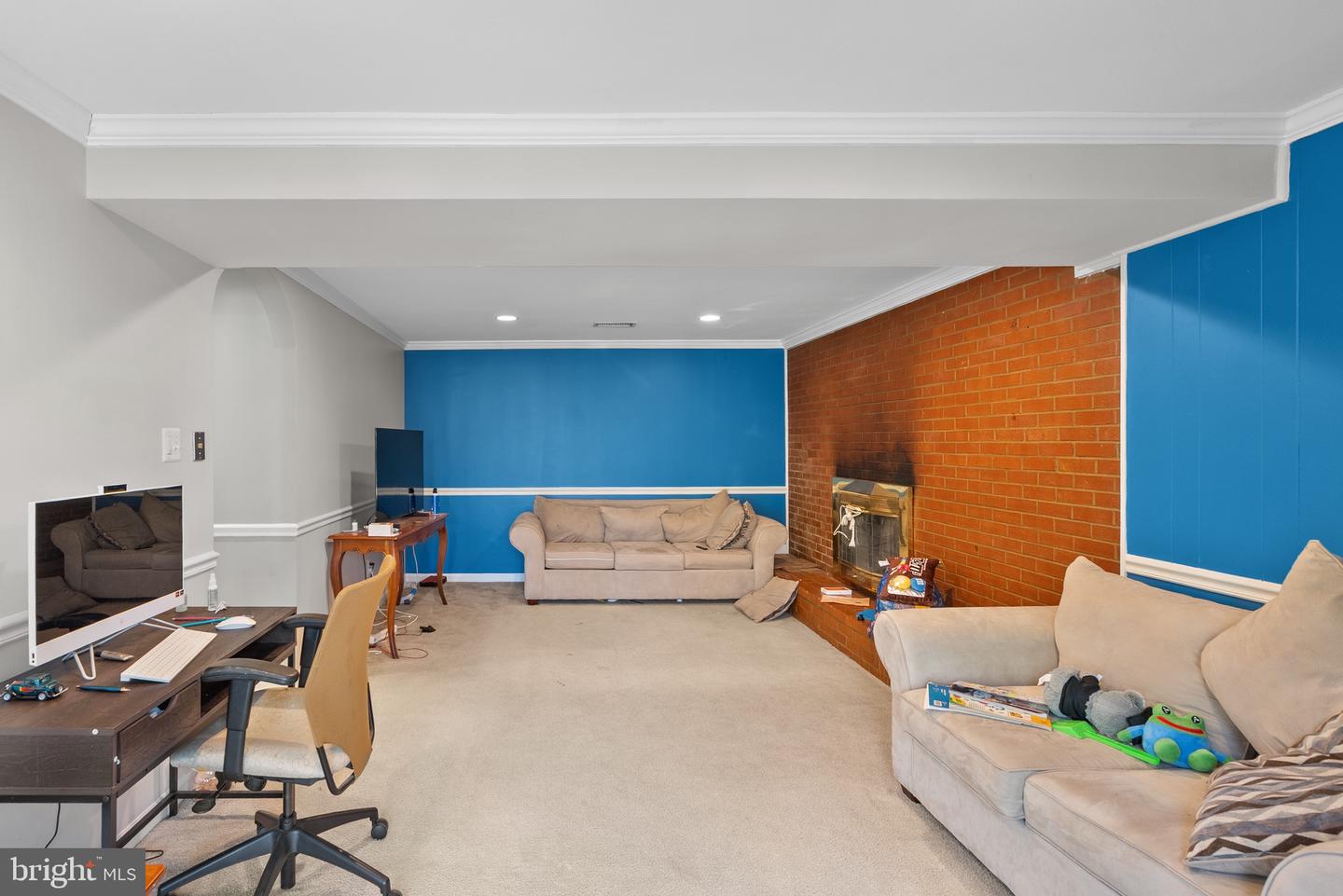 8600 KENTFORD DR, SPRINGFIELD, Virginia 22152, 4 Bedrooms Bedrooms, ,2 BathroomsBathrooms,Residential,For sale,8600 KENTFORD DR,VAFX2280376 MLS # VAFX2280376