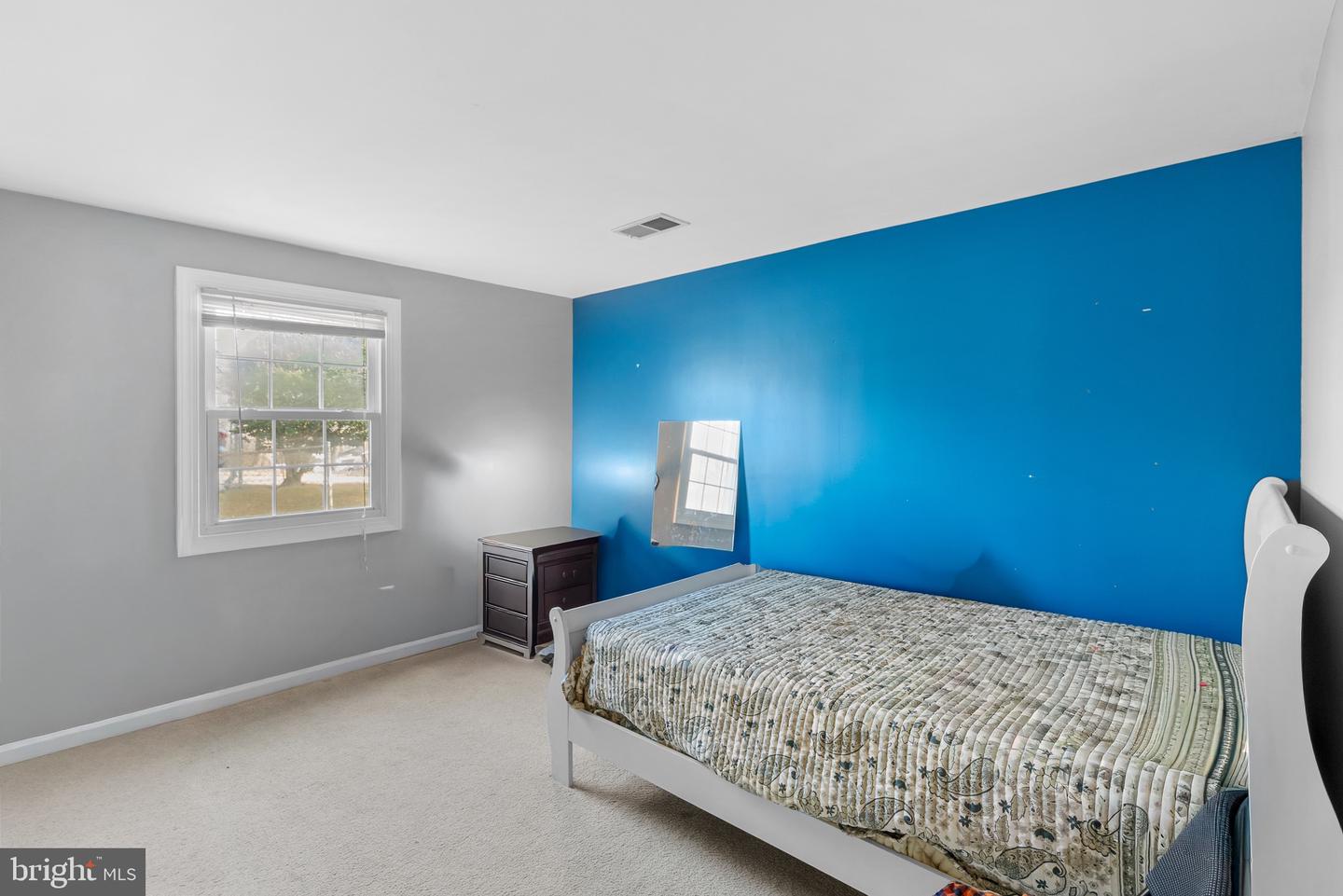 8600 KENTFORD DR, SPRINGFIELD, Virginia 22152, 4 Bedrooms Bedrooms, ,2 BathroomsBathrooms,Residential,For sale,8600 KENTFORD DR,VAFX2280376 MLS # VAFX2280376