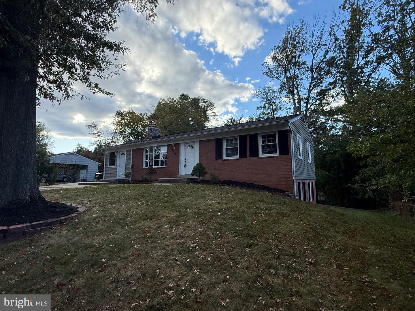 8600 KENTFORD DR, SPRINGFIELD, Virginia 22152, 4 Bedrooms Bedrooms, ,2 BathroomsBathrooms,Residential,For sale,8600 KENTFORD DR,VAFX2280376 MLS # VAFX2280376
