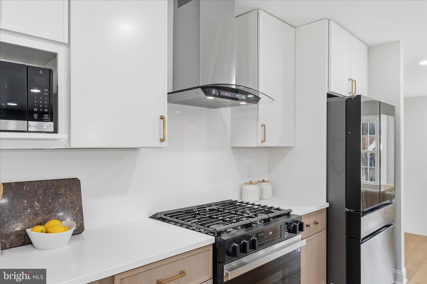 1851 FOXSTONE DR, VIENNA, Virginia 22182, 5 Bedrooms Bedrooms, ,3 BathroomsBathrooms,Residential,For sale,1851 FOXSTONE DR,VAFX2280378 MLS # VAFX2280378