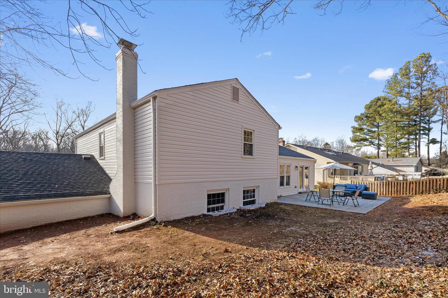 1851 FOXSTONE DR, VIENNA, Virginia 22182, 5 Bedrooms Bedrooms, ,3 BathroomsBathrooms,Residential,For sale,1851 FOXSTONE DR,VAFX2280378 MLS # VAFX2280378