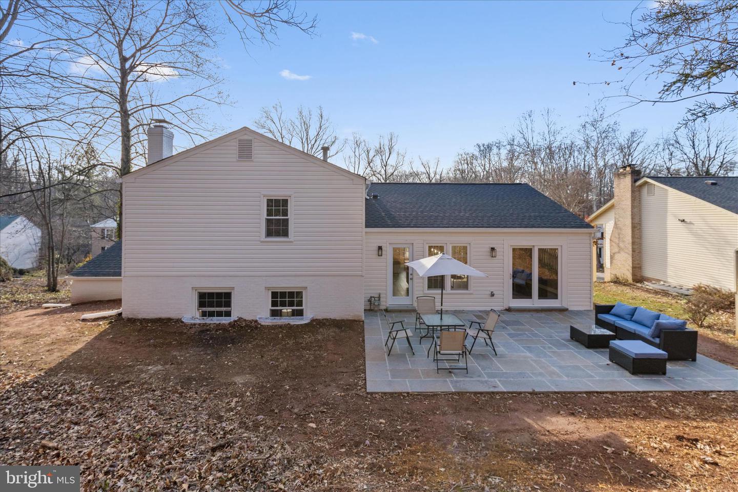 1851 FOXSTONE DR, VIENNA, Virginia 22182, 5 Bedrooms Bedrooms, ,3 BathroomsBathrooms,Residential,For sale,1851 FOXSTONE DR,VAFX2280378 MLS # VAFX2280378