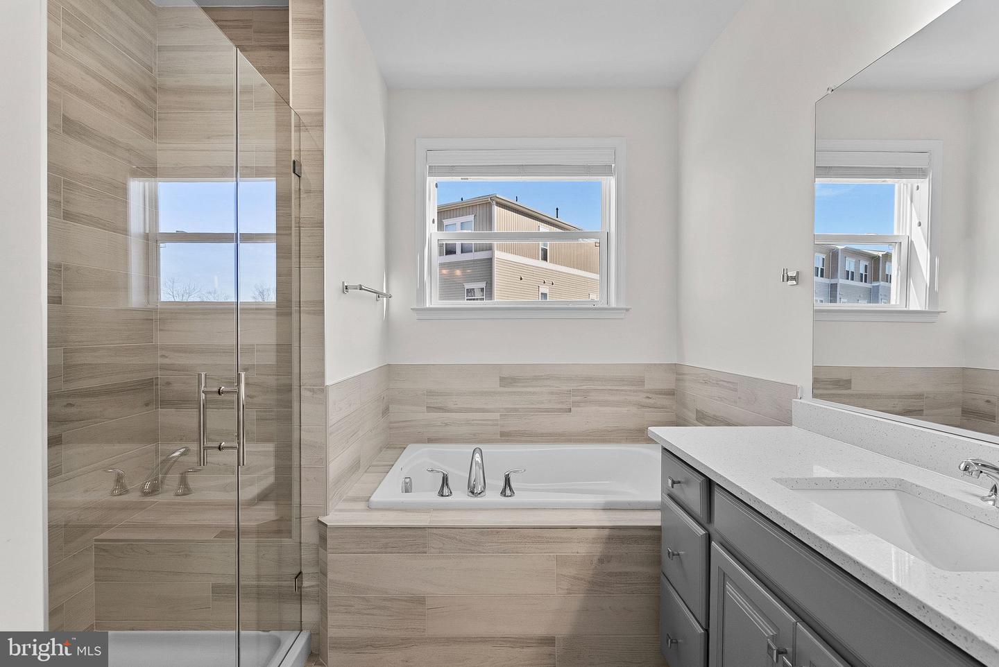 42020 GLADE CREEK TER, ALDIE, Virginia 20105, 3 Bedrooms Bedrooms, ,2 BathroomsBathrooms,Residential,For sale,42020 GLADE CREEK TER,VALO2111666 MLS # VALO2111666