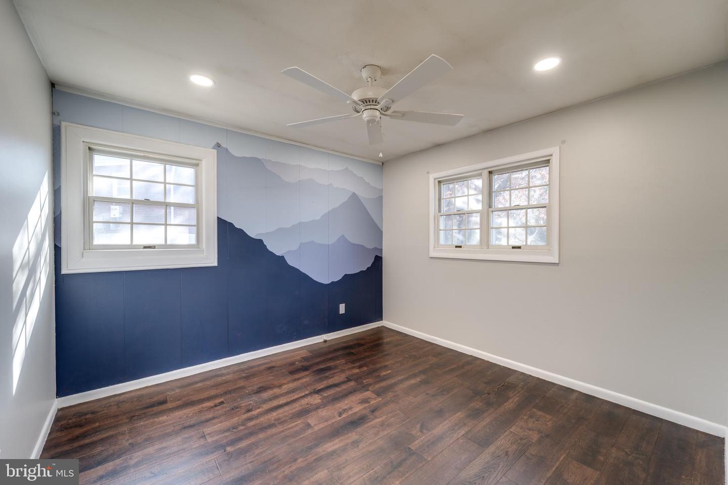 15910 CREST DR, WOODBRIDGE, Virginia 22191, 3 Bedrooms Bedrooms, ,2 BathroomsBathrooms,Residential,For sale,15910 CREST DR,VAPW2108294 MLS # VAPW2108294