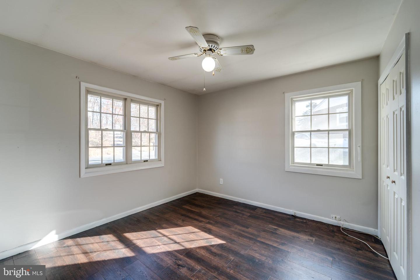 15910 CREST DR, WOODBRIDGE, Virginia 22191, 3 Bedrooms Bedrooms, ,2 BathroomsBathrooms,Residential,For sale,15910 CREST DR,VAPW2108294 MLS # VAPW2108294